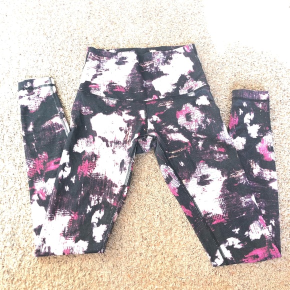 Lululemon Wunder Under High Rise Pant - Picture 2 of 8